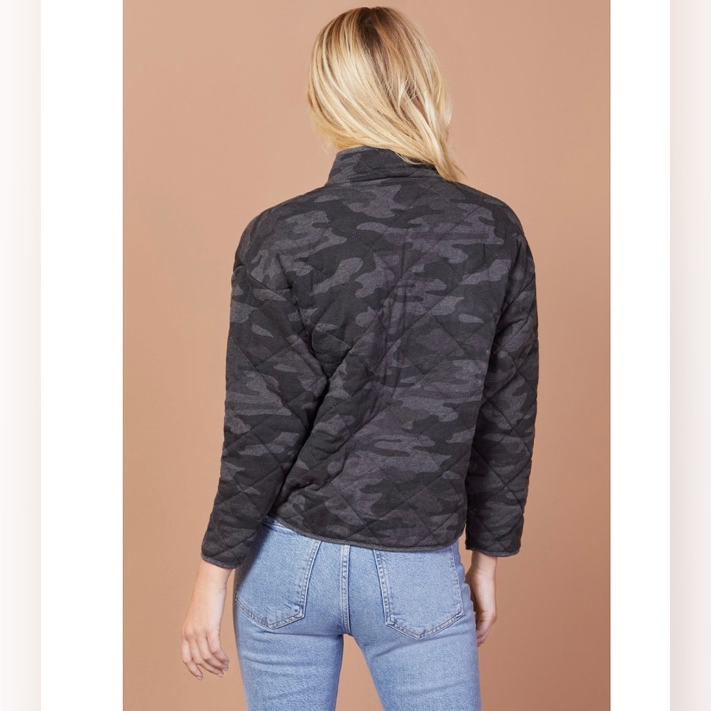 Z Supply Maya Camo Quilted Jacket - Xs. View 5